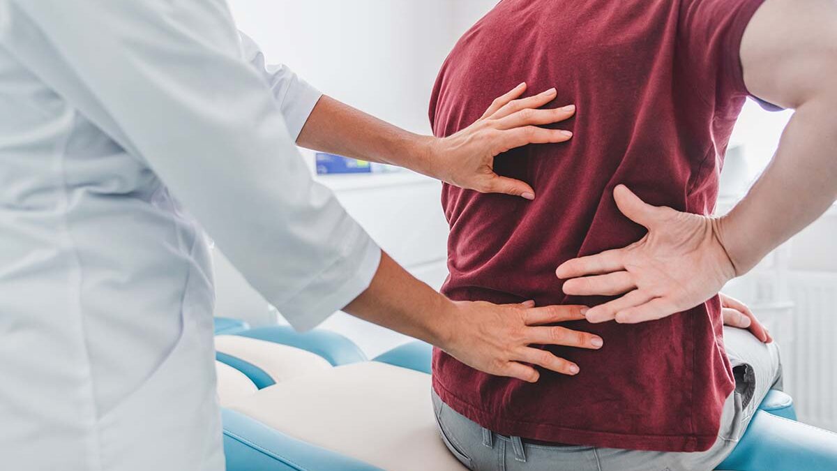 What to Expect When Having a Facet Rhizotomy Procedure What to Expect When Having a Facet Rhizotomy Procedure