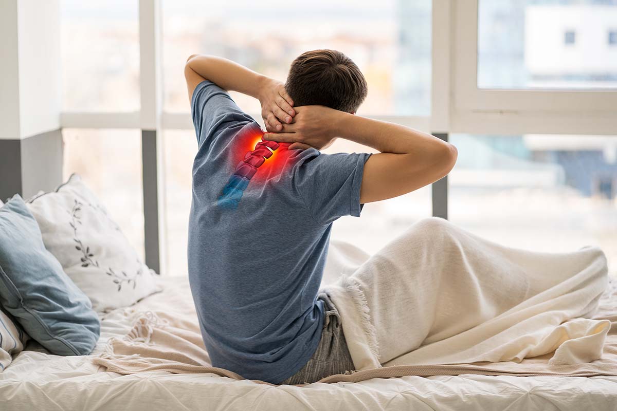 5 Common Symptoms of a Herniated Disc in the Neck 5 Common Symptoms of a Herniated Disc in the Neck