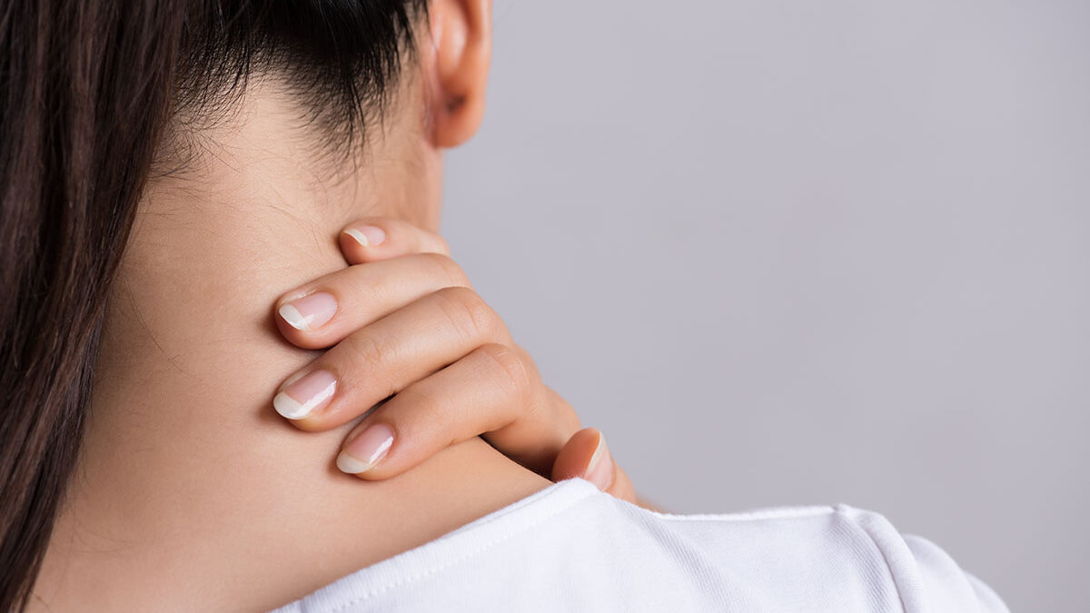 Pain in the Right Side of Neck Pain in the Right Side of Neck