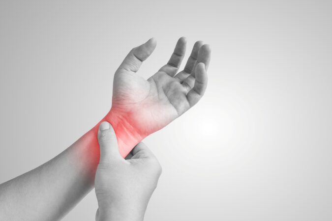 Recognizing the Signs of Carpal Tunnel Syndrome Recognizing the Signs of Carpal Tunnel Syndrome